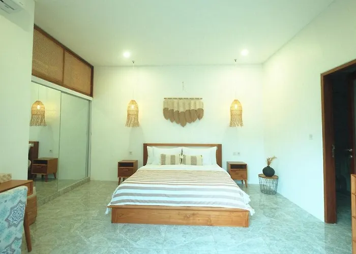 Primos Villa *